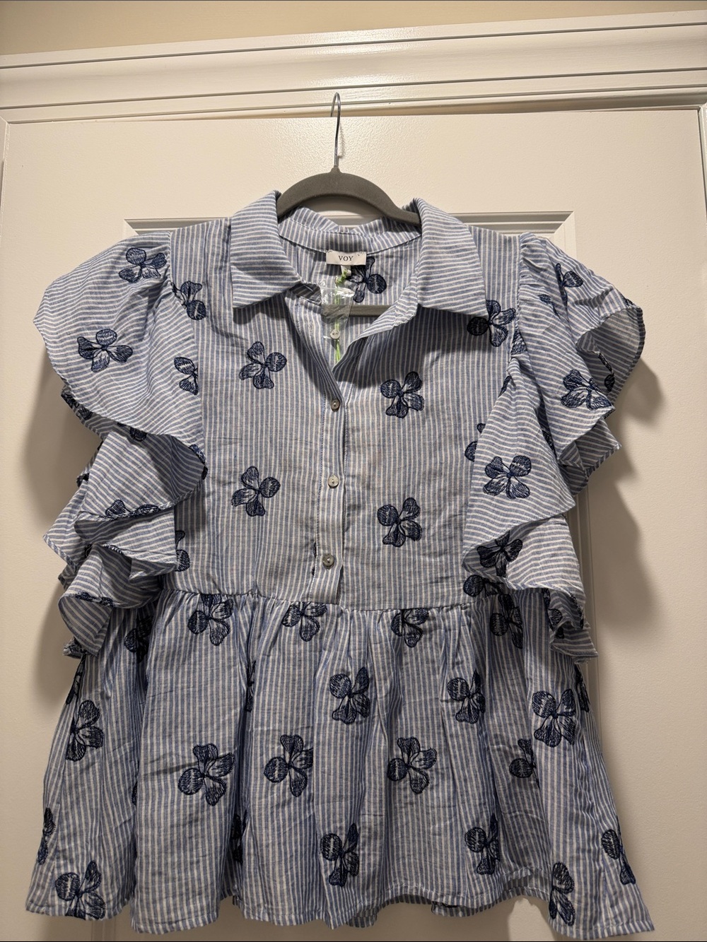 VOY FLORAL EMBROIDERED TOP